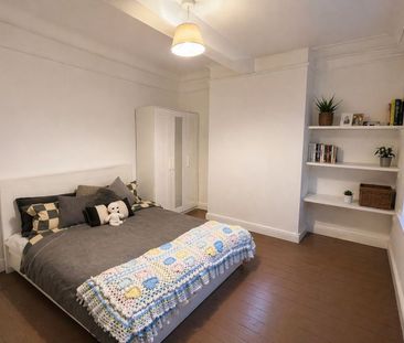 Room in a Shared Flat, Bolton Crescent, SE5 - Photo 4