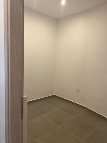 Διαμέρισμα για ενοικίαση Αμφιθέα (Παλαιό Φάληρο) - Photo 3