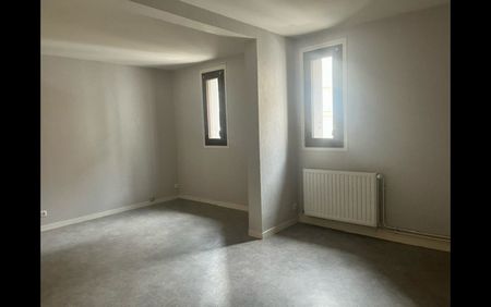 Location Appartement 3 pièces 71 m² La Châtre - Photo 5