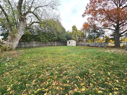 For Lease - 399 The Queensway South N/A, Georgina, Ontario - Photo 1