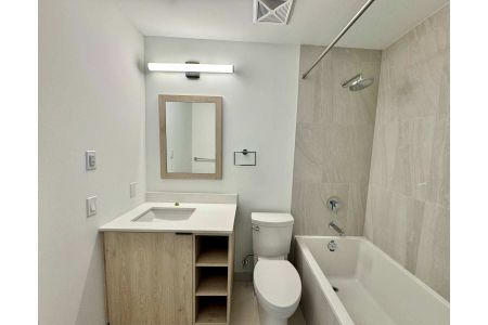 For Lease - 1007 The Queensway N/A Unit# 814, Toronto, Ontario - Photo 3