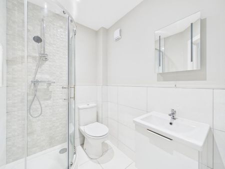 1 bedroom ground floor flat to rent - Photo 4