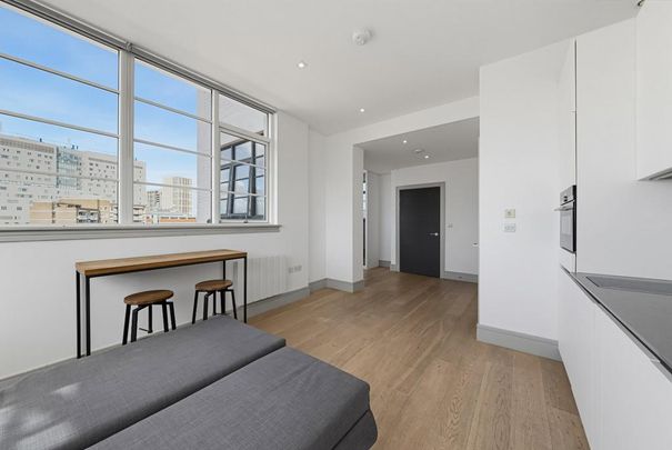 Studio to rent - Photo 1