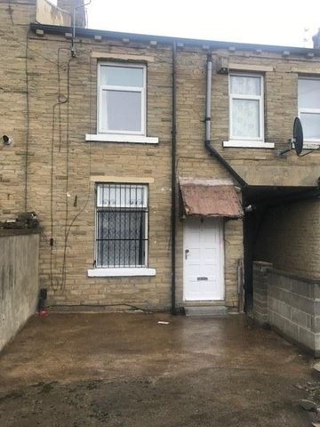 2 bedroom terraced house to rent - Photo 4
