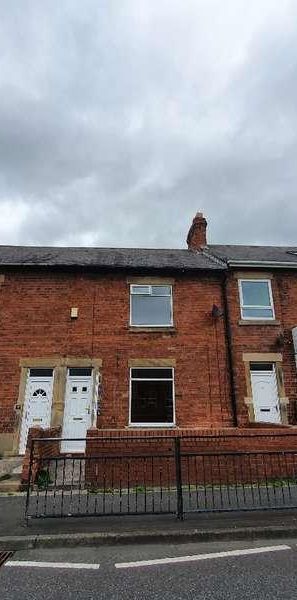 Hawthorn Terrace, Walbottle Newcastle Upon Tyne, NE15 - Photo 1