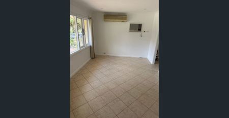 Parkside Living with Public Transport at Your Doorstep - Photo 2