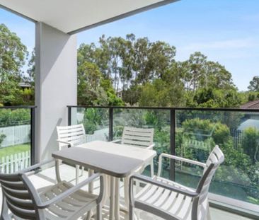 Varsity Lakes - Photo 5