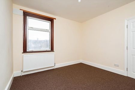 5 bedroom terraced house to rent - Photo 3