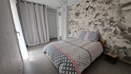 Location Appartement 3 pièces 60m² MARSEILLE 4ème - Photo 2
