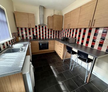 1 bedroom in a house share to rent - Photo 5