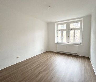 Herrliche 2-Zimmer-Wohnung mit großzügigem Bad im ruhigen Stadtteil... - Photo 2