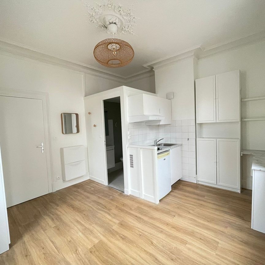 Location Appartement 1 pièce 14m² TOURS 37000 - Photo 1