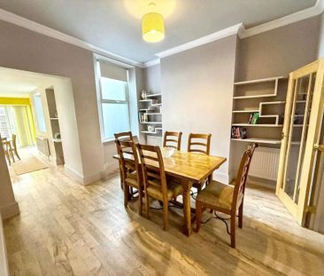 2 bedroom terraced house to rent - Photo 4