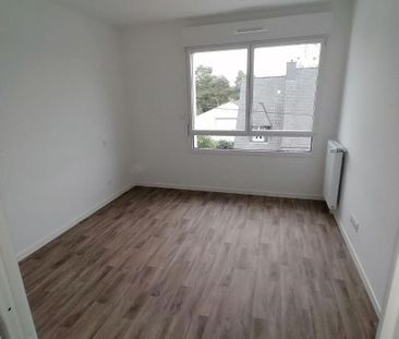 A LOUER- A SAINT-ERBLON - Dans résidence très récente, en centre-bo... - Photo 1