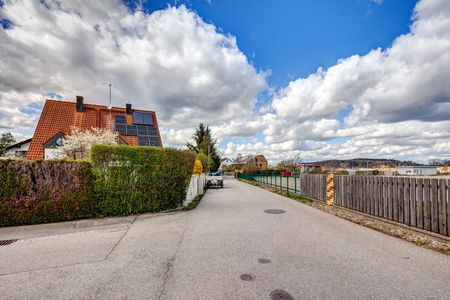 Gilching: schöne Dachgeschosswohnung zur Miete - Photo 2