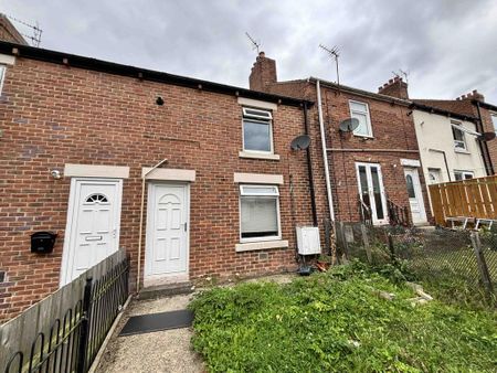 2 bedroom terraced house to rent - Photo 2