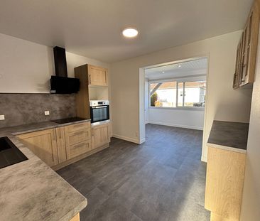 Location Maison 5 pièces 98m² - Photo 6