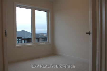 Townhouse For Lease | W8126998 - Photo 5