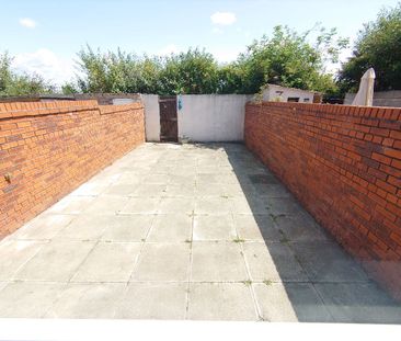 Jubilee Drive, Liverpool. - Photo 6