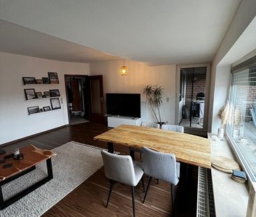 Gepflegte Dachgeschosswohnung mit guter Verkehrsanbindung - Foto 1