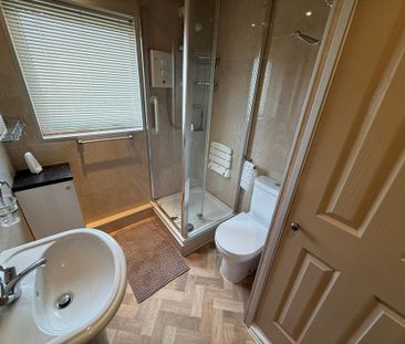 1 bedroom flat to rent - Photo 6