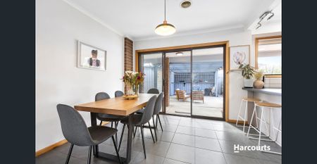 Cosy home in central location! *UNDER OFFER* - Photo 2