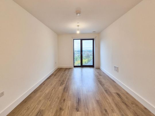 2 bedroom penthouse to rent - Photo 1