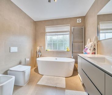 5 bedroom semi-detached house to rent - Photo 6