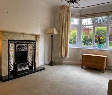 4 Bed End Terrace, Cranbury Road, RG30 - Photo 2
