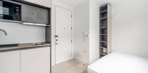 Studio to rent - Photo 2