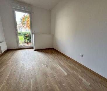 Location Appartement 2 pièces 42m² - Photo 2