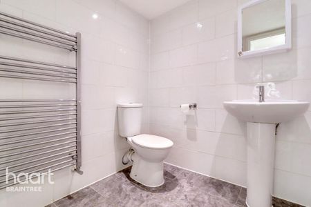 2 bedroom maisonette to rent - Photo 5