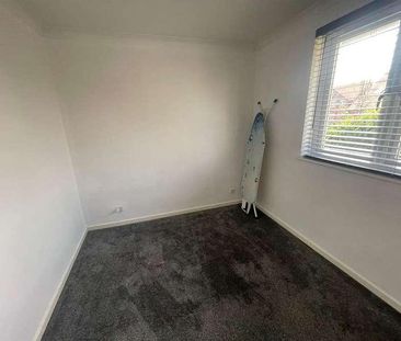 Gilmore Close, Langley, Berks, SL3 - Photo 2