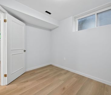 For Lease - 19 Candis - lower level Drive Unit# C, Toronto, Ontario - Photo 2