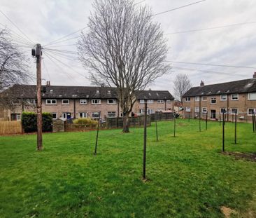 43 Greendykes Road, Craigie, Dundee - Photo 2