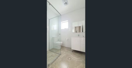 NEAR NEW 2 BEDROOM GRANNY-FLAT - Photo 2