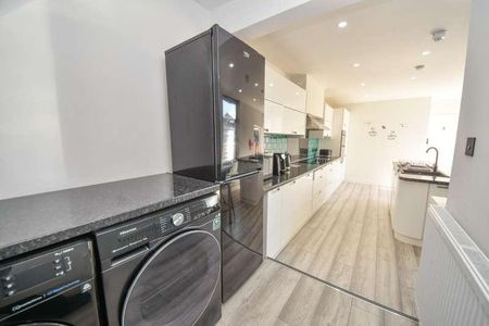 Park Road, Springfield, Wigan, WN6 - Photo 4