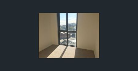 DARLING ONE! NEARLY NEW APARTMENT AT THE HEART OF DARLING HARBOUR! - Photo 2