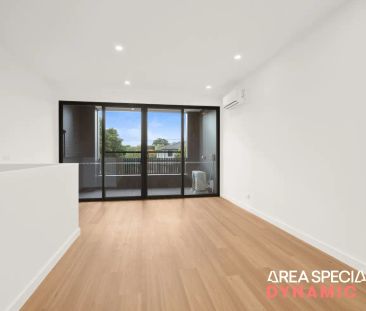 “Brand Town House in the Heart of Preston!” - Photo 6