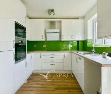2 bedroom terraced house to rent - Photo 4