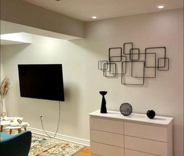 For Lease - 19 Hubbell Drive, Whitby, Ontario - Photo 2