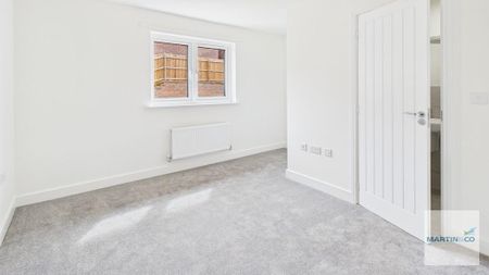 2 bedroom terraced house to rent - Photo 3