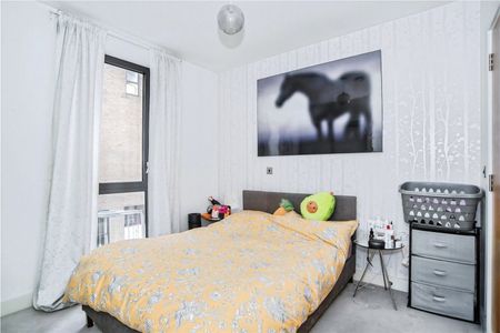 New Village Avenue, London, E14 0ND - Photo 4