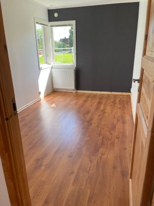 Hultmansväg, Klavreström - Foto 1