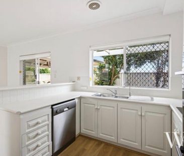 East Fremantle - Photo 6