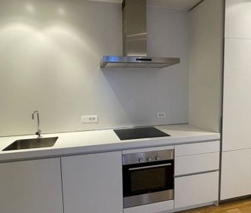 Appartement te huur in Brugge voor € 790 met 1 slaapkamer - Foto 4