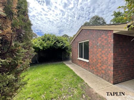 16 Balee Road, Happy Valley - Photo 3