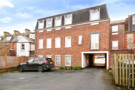 1 Bedroom Flat / Apartment - Stockbridge Road, Winchester - Photo 3