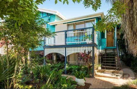 Character Home In Sought After Area - Photo 5