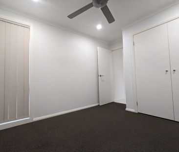 Great Family Four Bedroom Home in Willowdale Estate - Photo 3